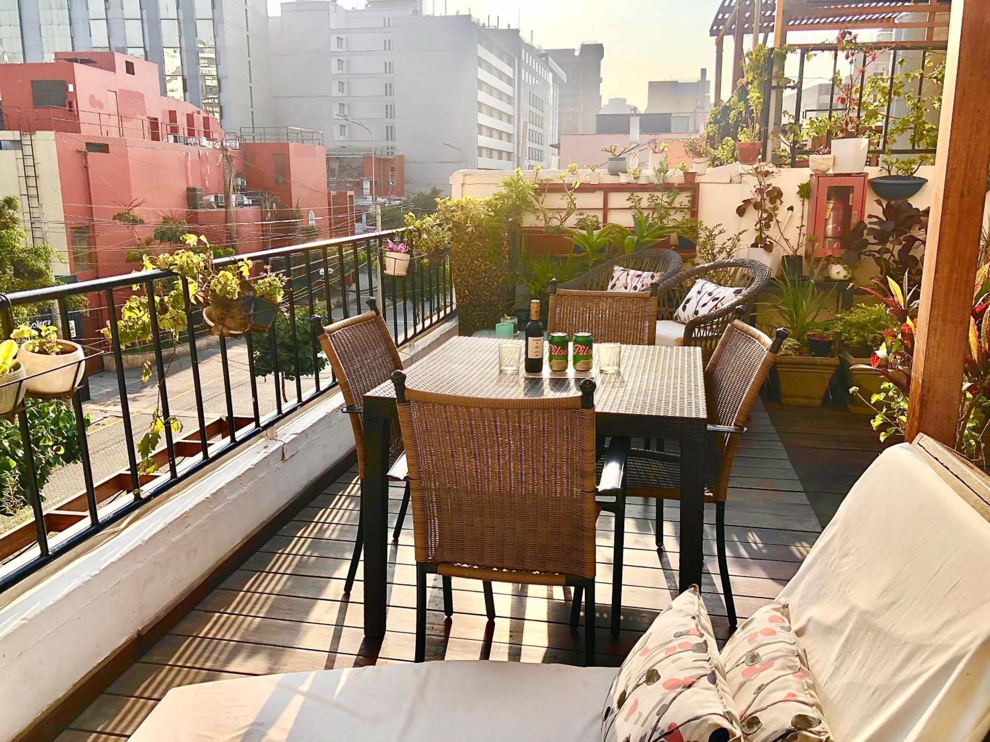 La Casa Del Viajero Bed & Breakfast ลิมา ภายนอก รูปภาพ
