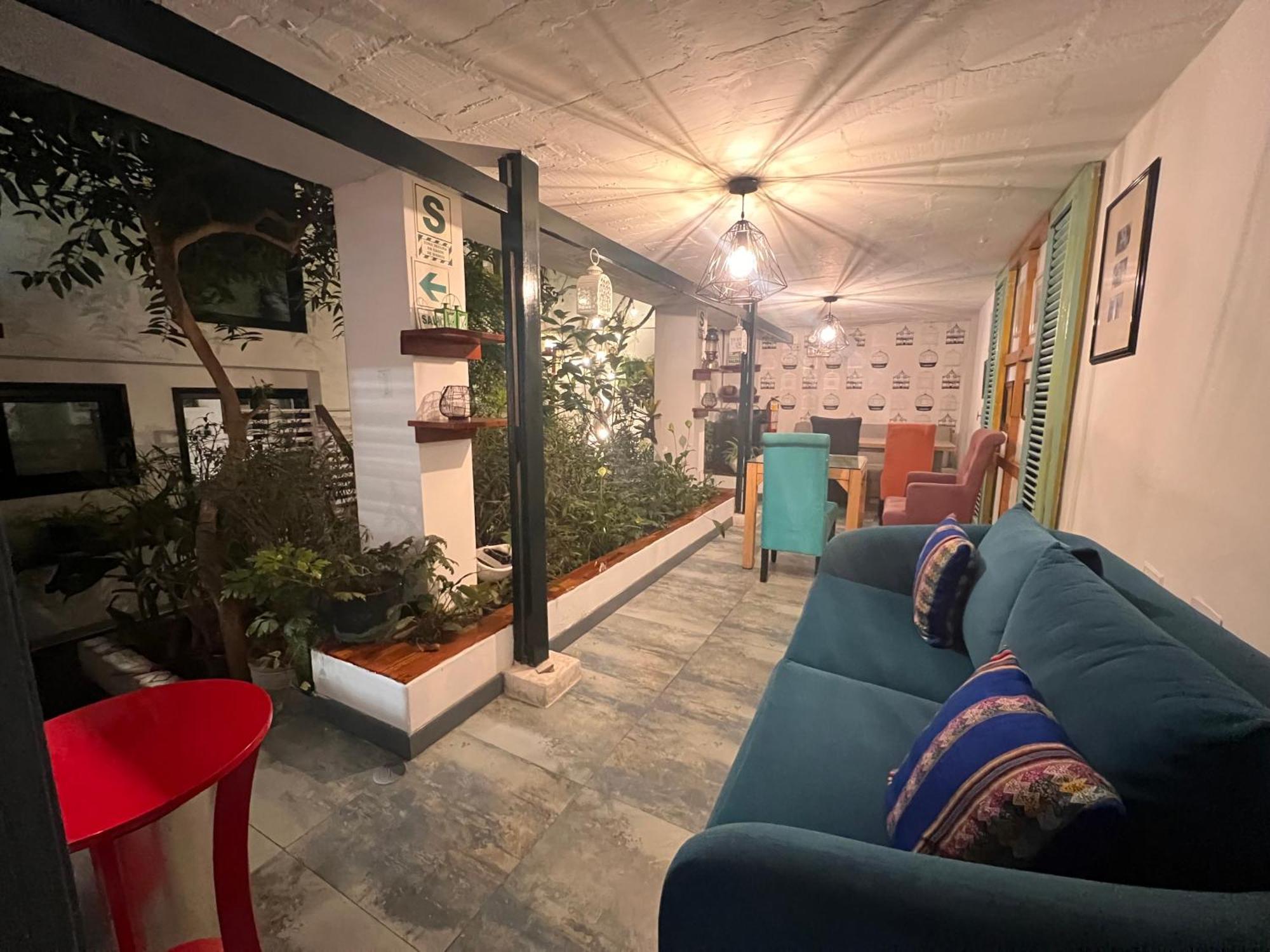 La Casa Del Viajero Bed & Breakfast ลิมา ภายนอก รูปภาพ