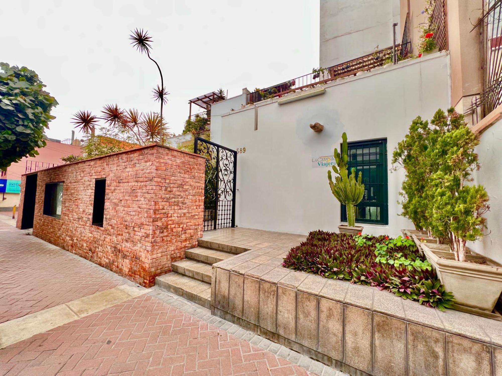La Casa Del Viajero Bed & Breakfast ลิมา ภายนอก รูปภาพ