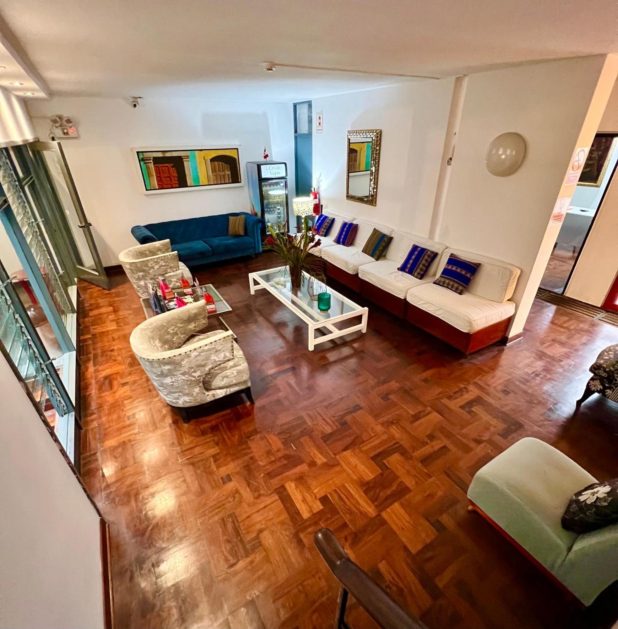 La Casa Del Viajero Bed & Breakfast ลิมา ภายนอก รูปภาพ