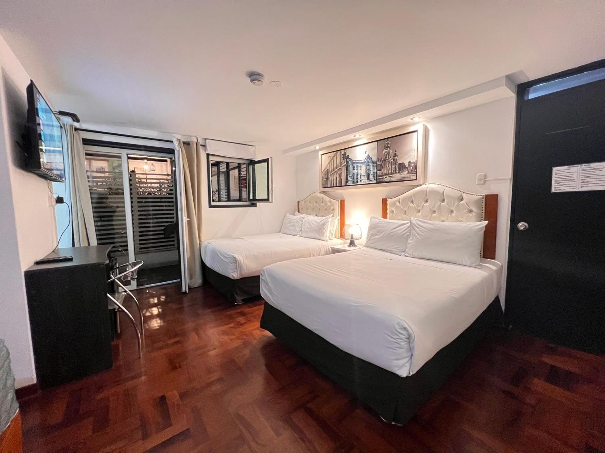 La Casa Del Viajero Bed & Breakfast ลิมา ภายนอก รูปภาพ