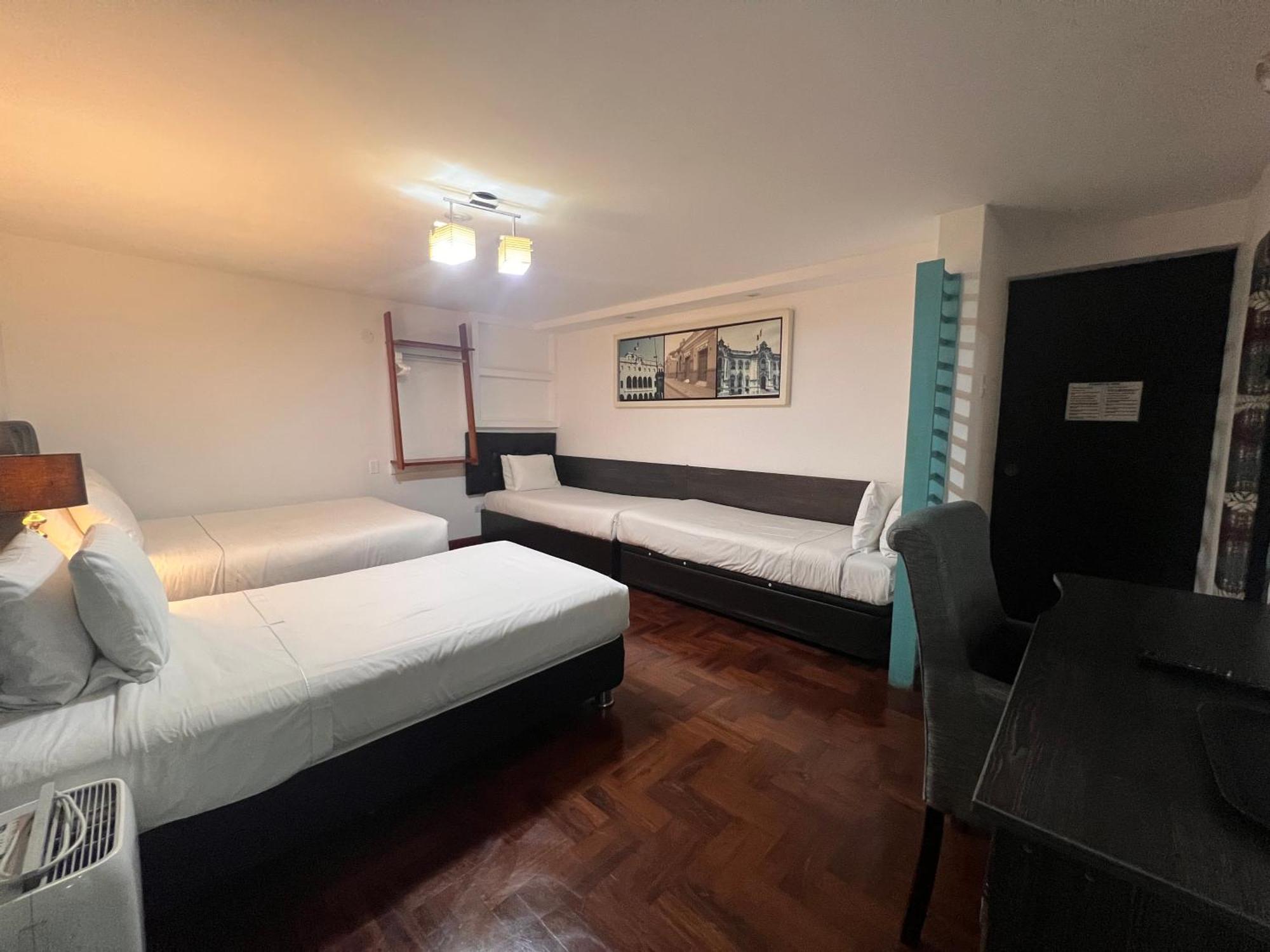 La Casa Del Viajero Bed & Breakfast ลิมา ภายนอก รูปภาพ